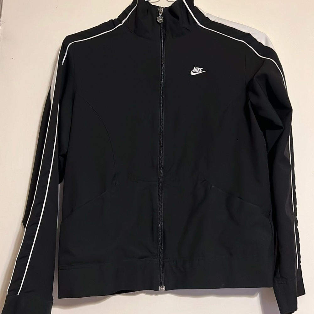 Nike light weight jacket
